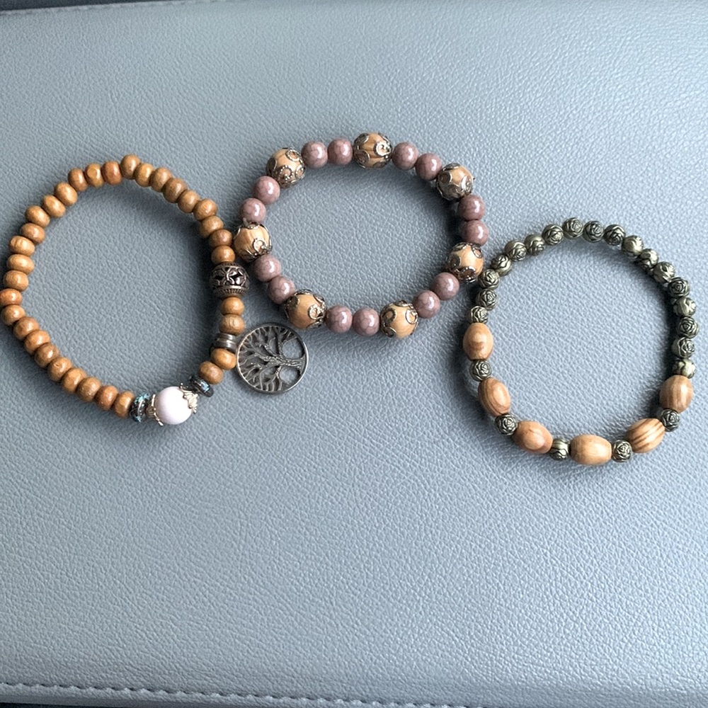 Brown beaded bracelet set